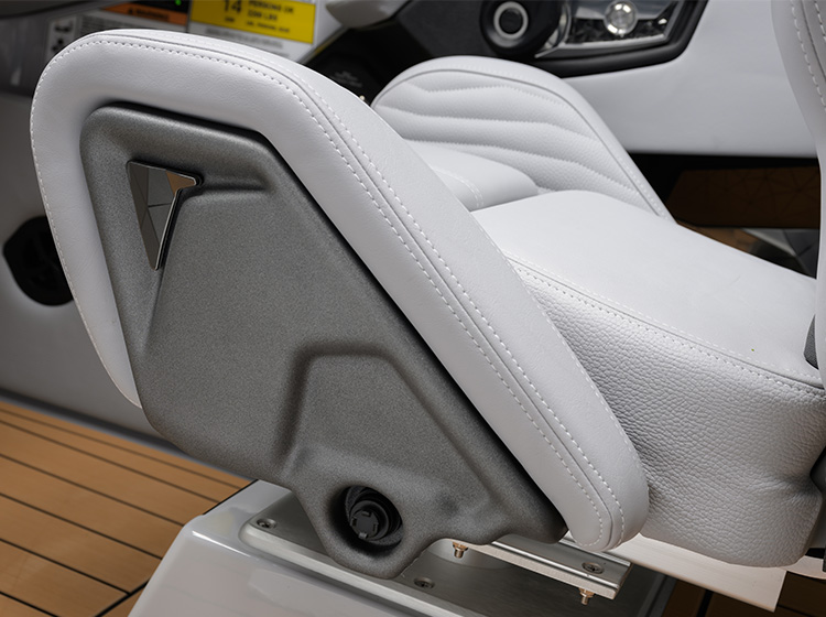 Actuated Helm Seat