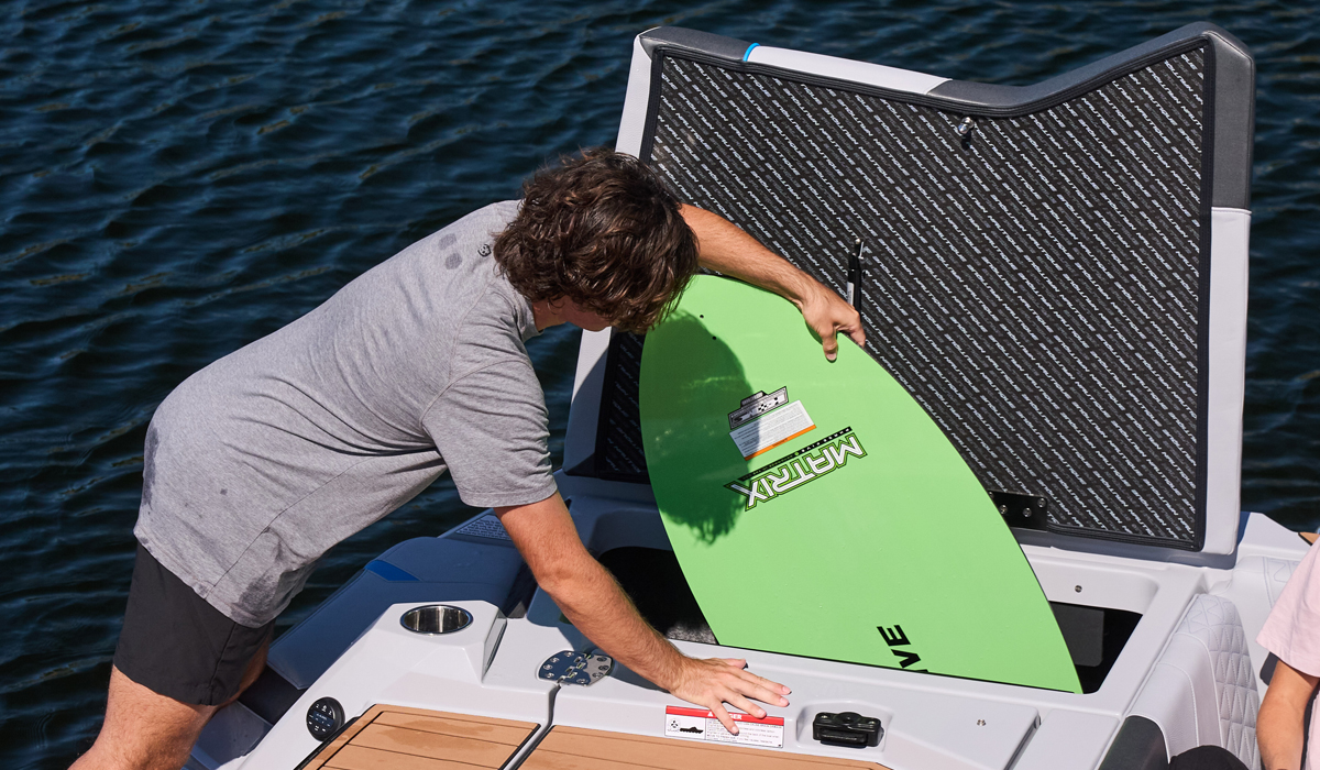 Transom Storage