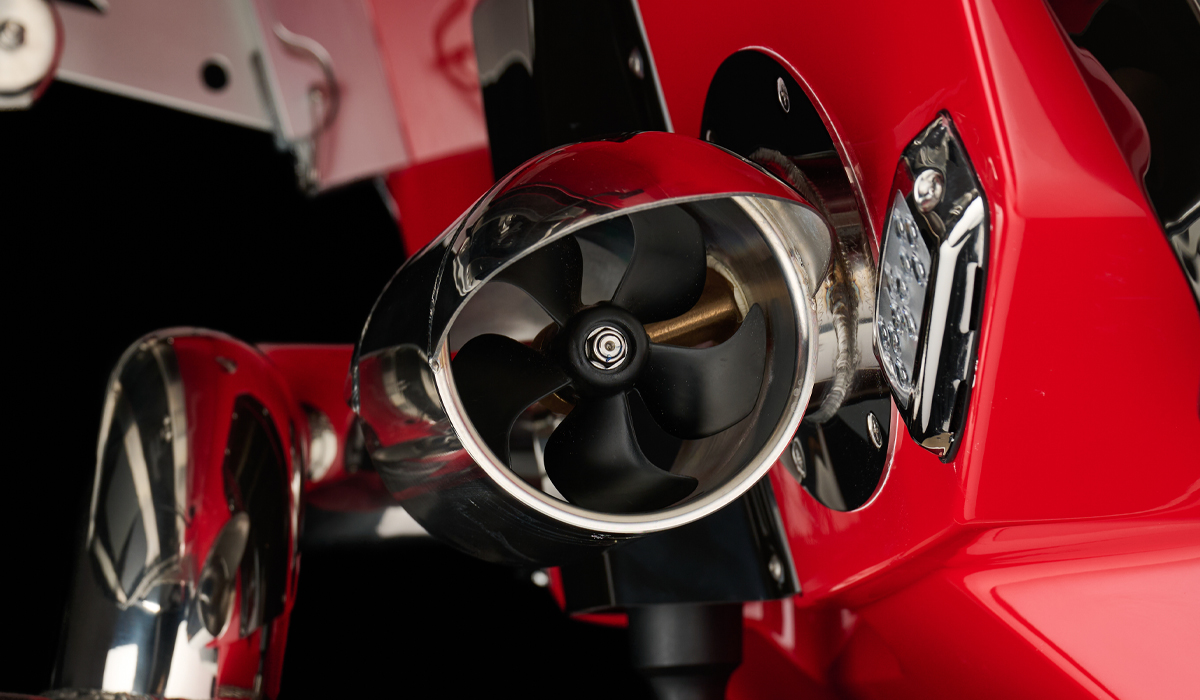 Nautique Integrated Steering Assist