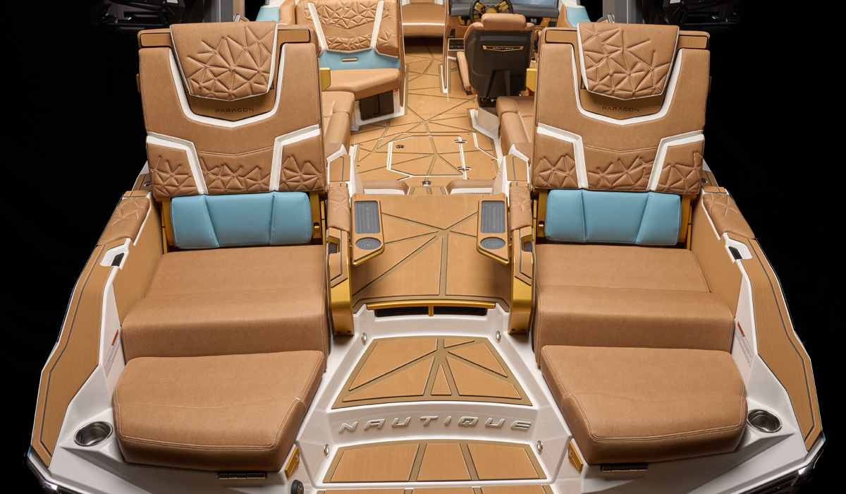 Convertible Transom Seats