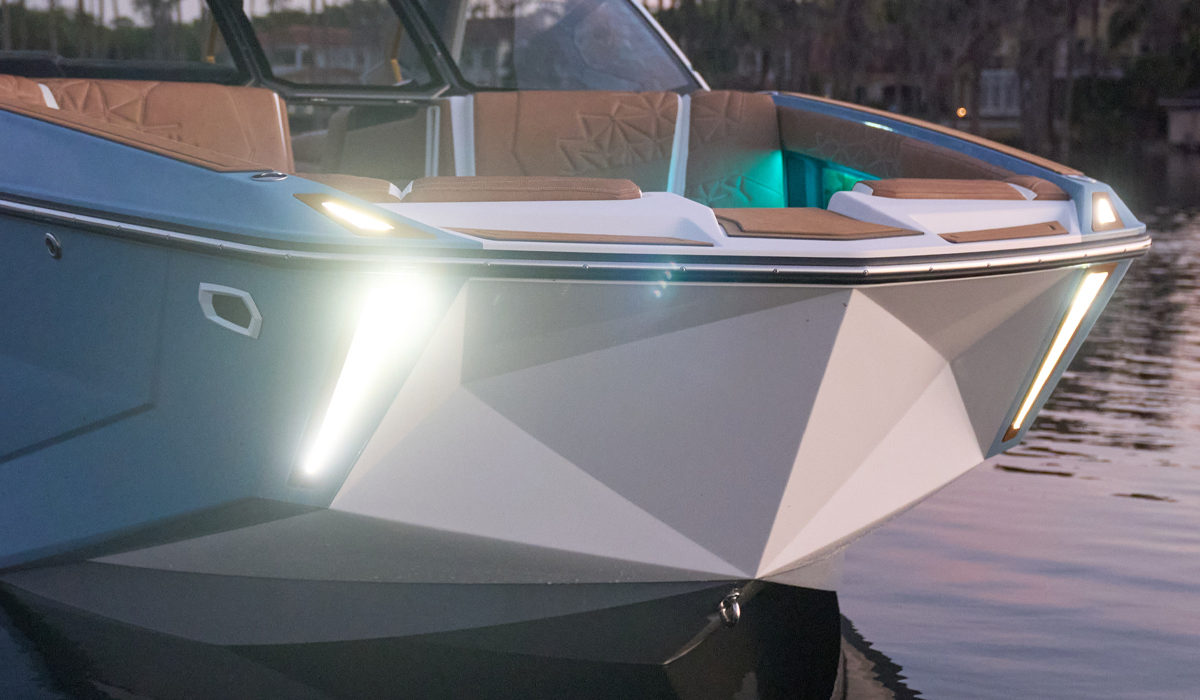 P25 Docking Light Array