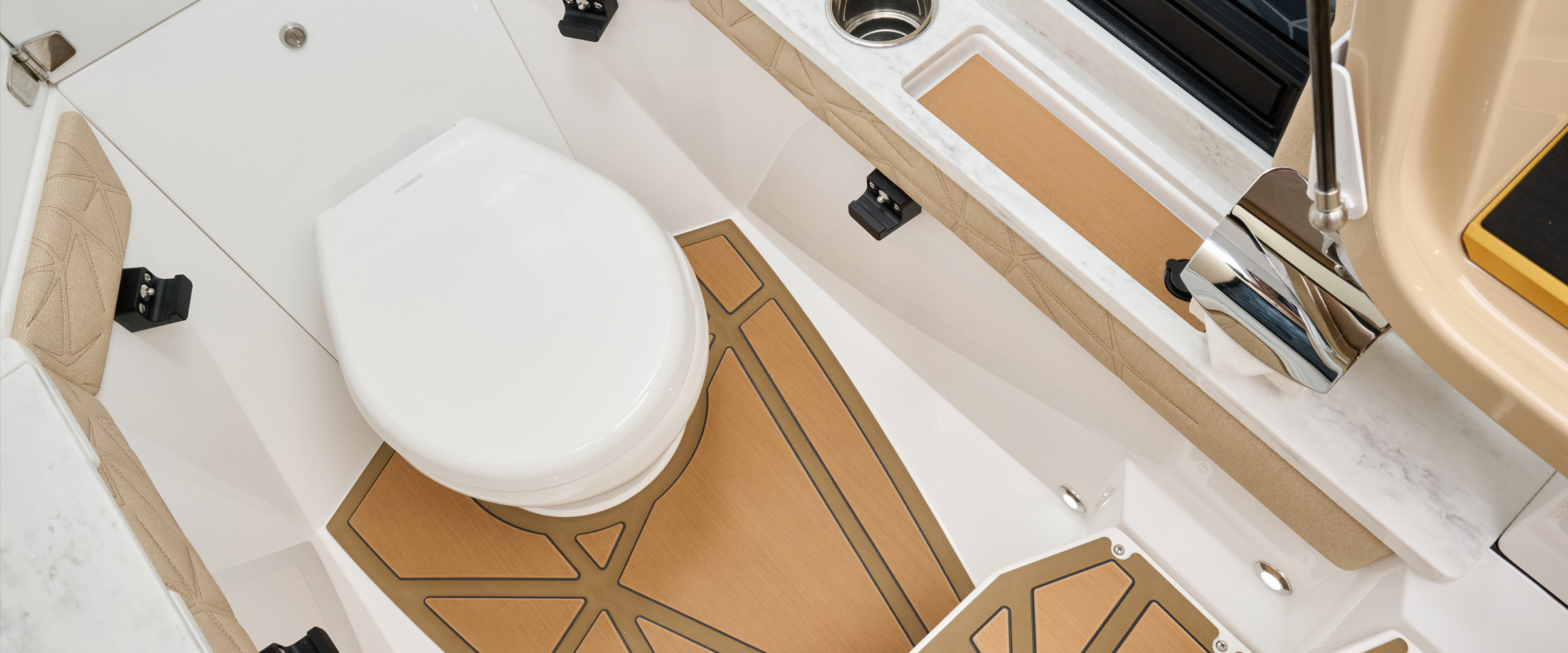 P27 Toilet