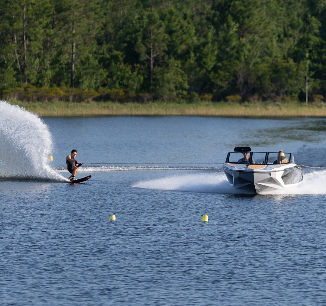 Nautique Athlete - Action Shots
