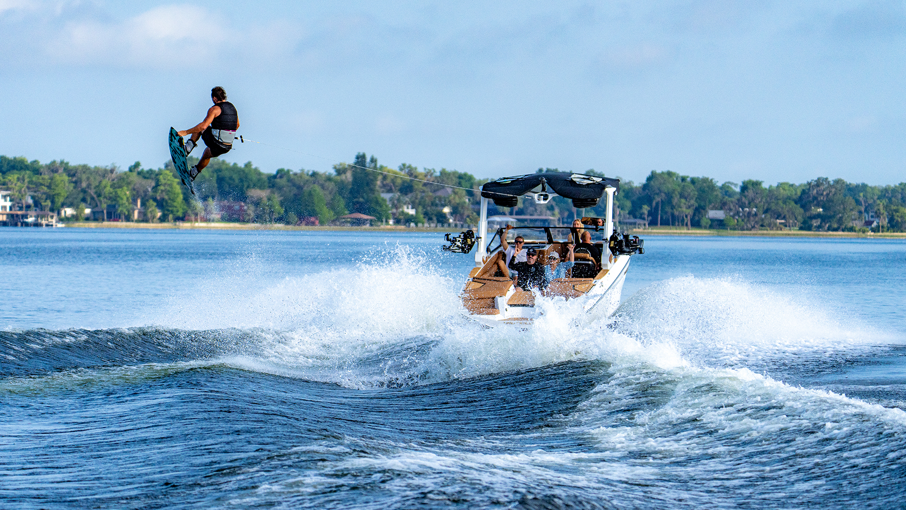 Nautique Athlete - Action Shots