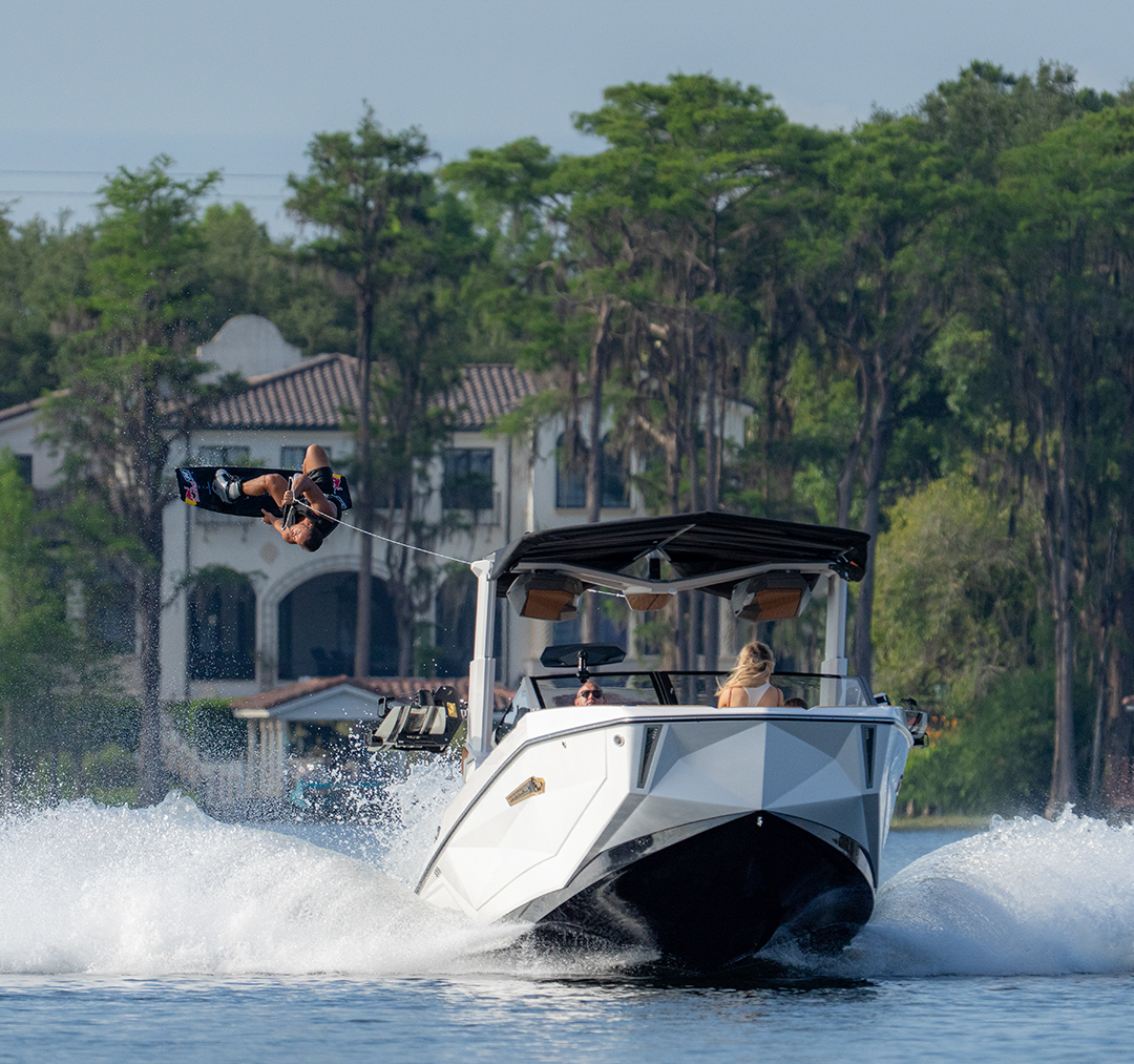 Nautique Athlete - Action Shots