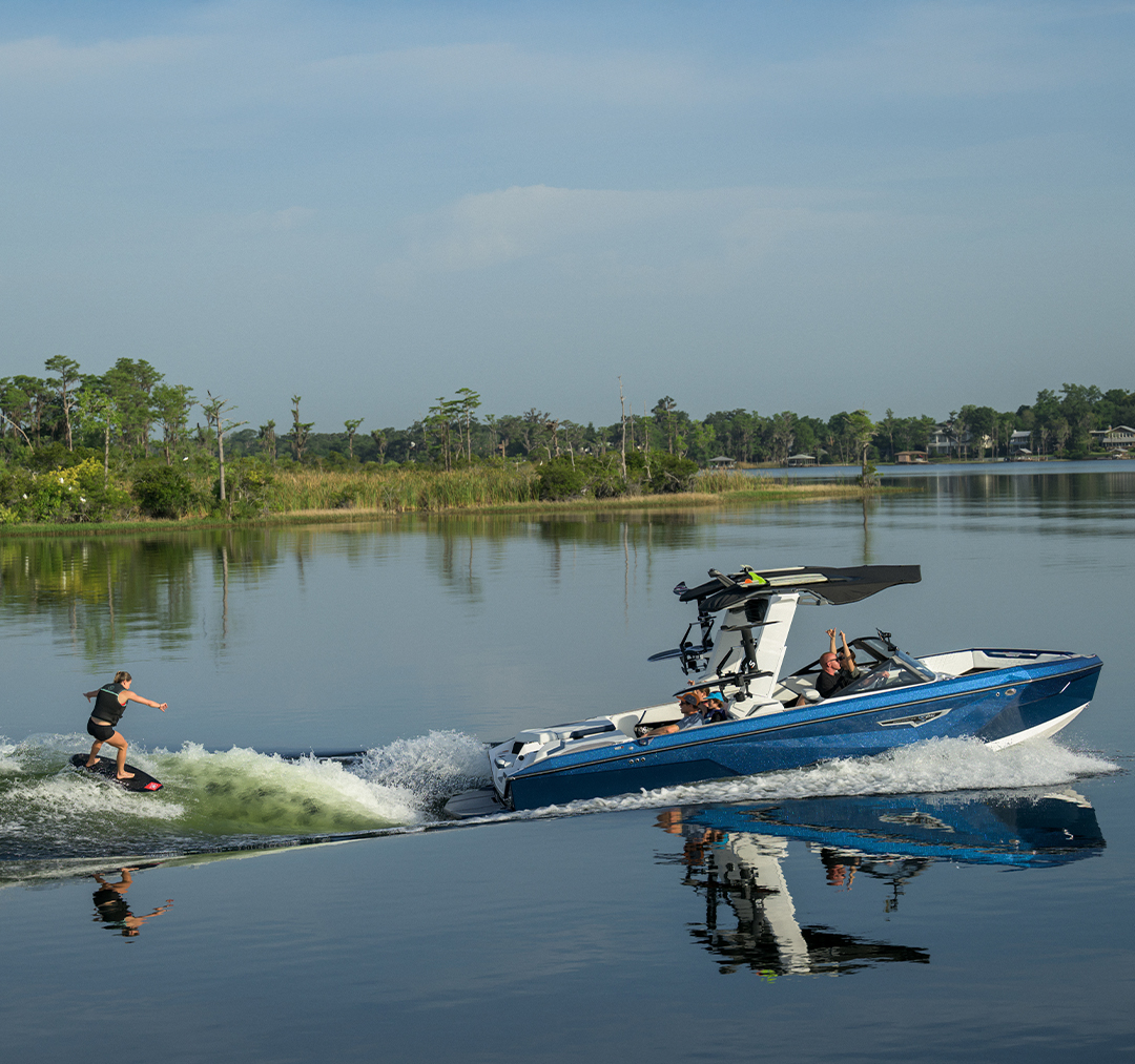 Nautique Athlete - Action Shots